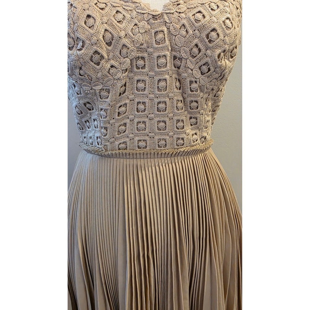 Catherine Malandrino Beige Lace Bodice Pleated Skirt Fit Flare Dress Size 6 - Picture 3 of 11